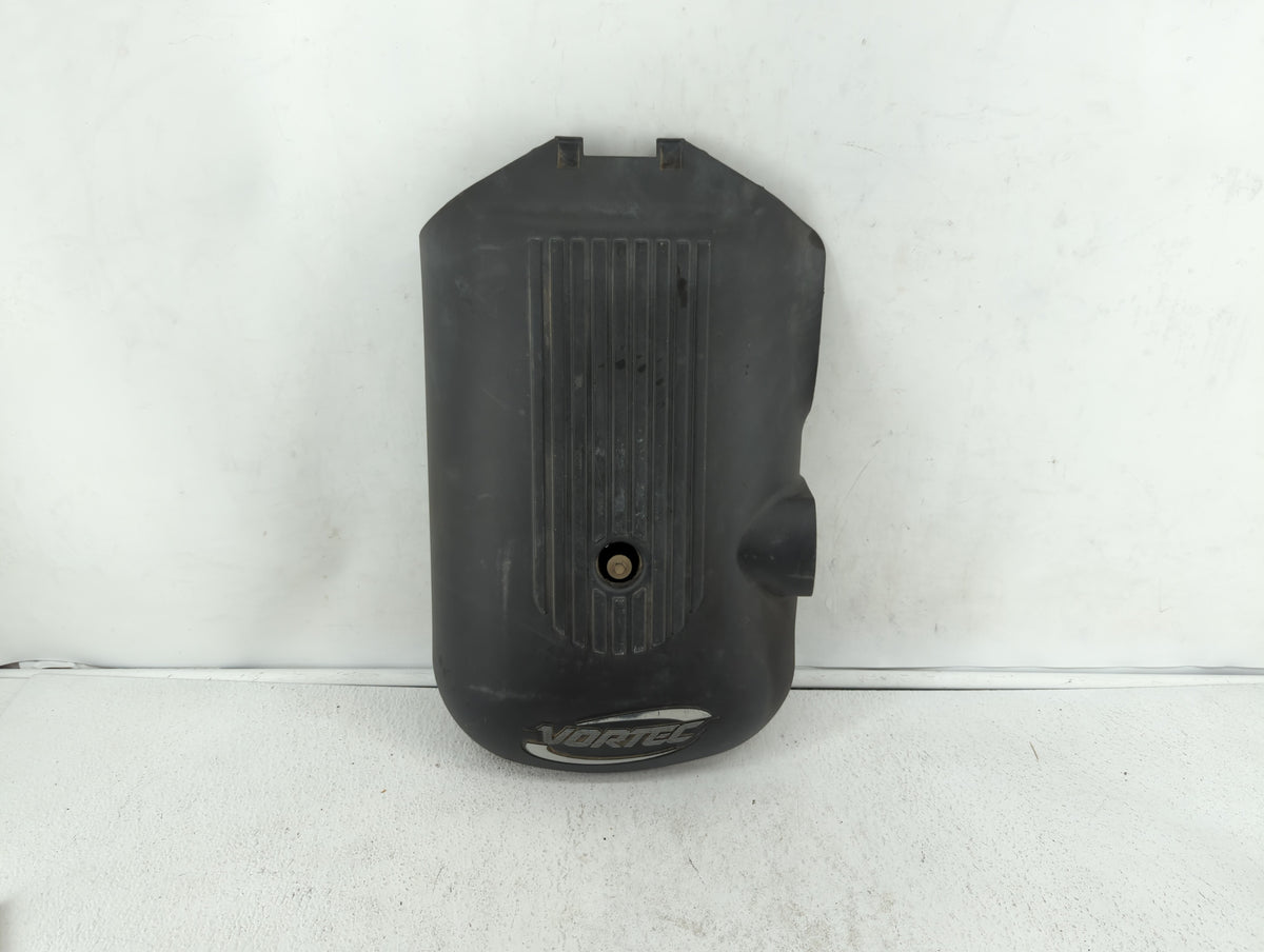 2004 Chevrolet Silverado 1500 Engine Cover 373964 - Oemusedautoparts1.com