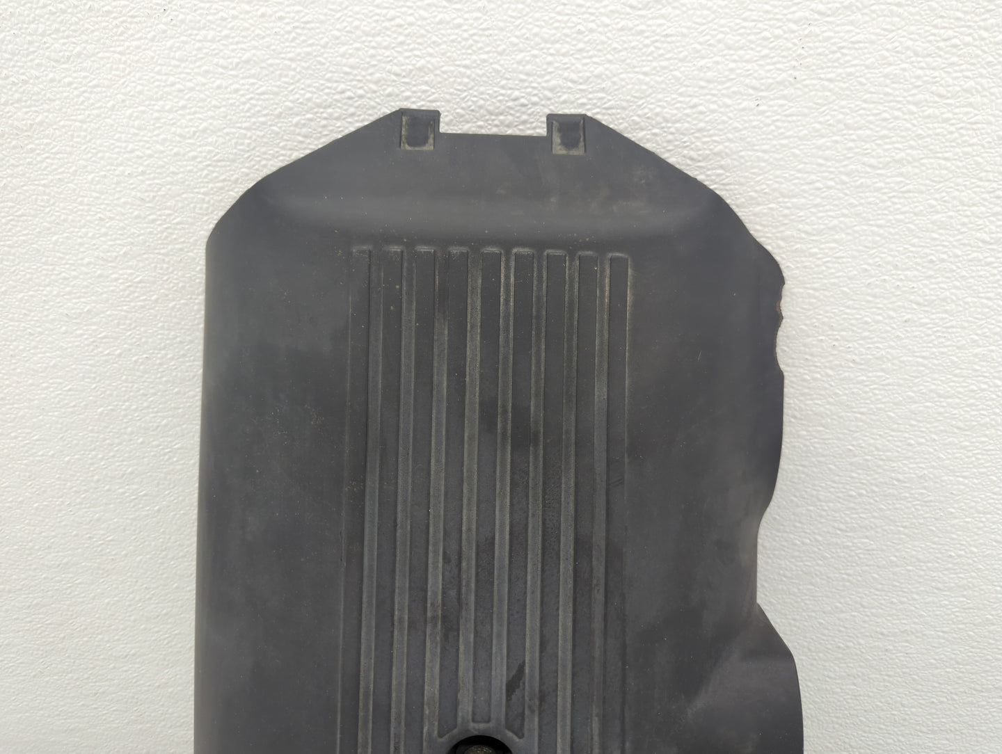 2004 Chevrolet Silverado 1500 Engine Cover - Oemusedautoparts1.com