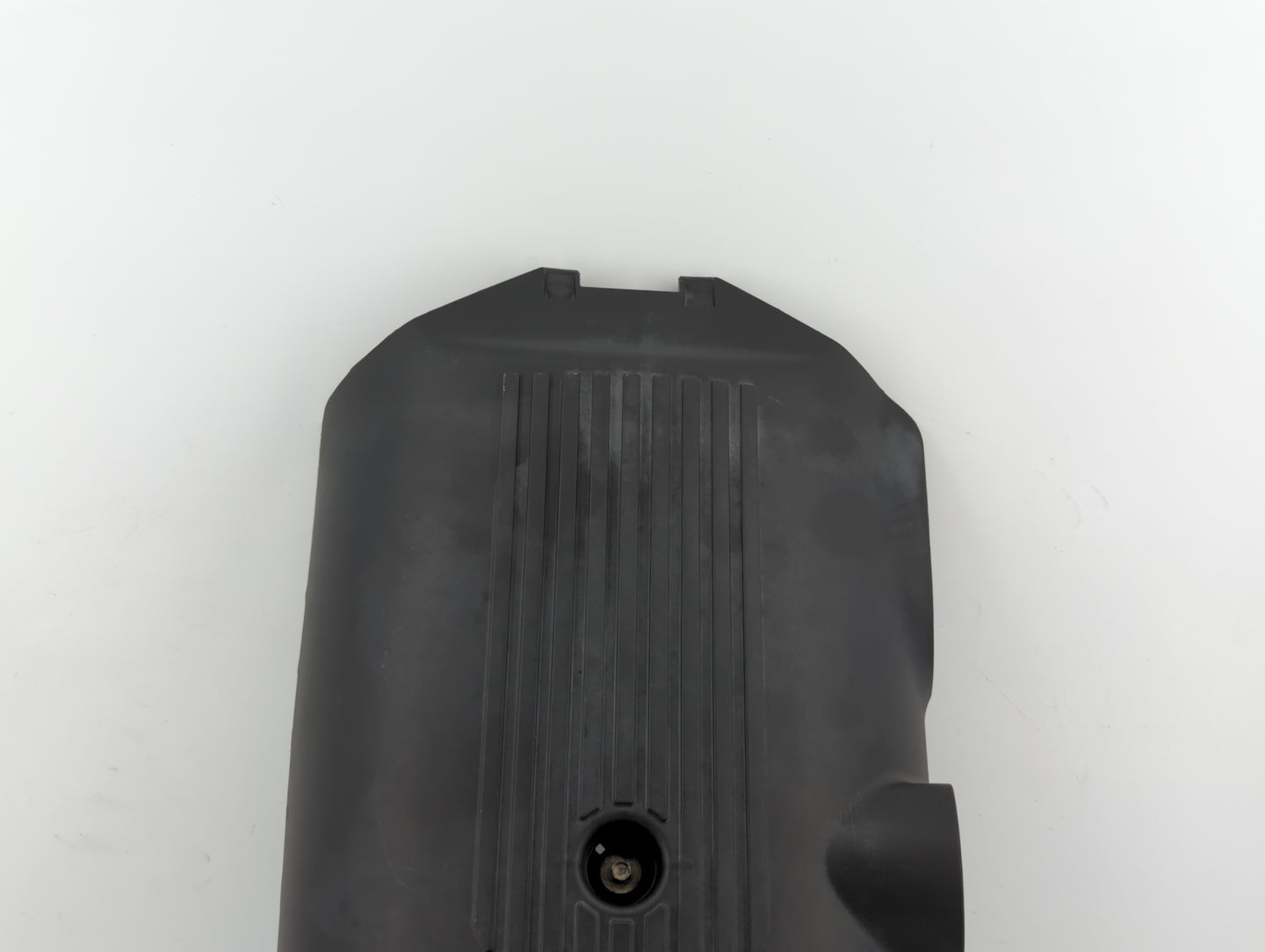 2004 Chevrolet Silverado 1500 Engine Cover - Oemusedautoparts1.com