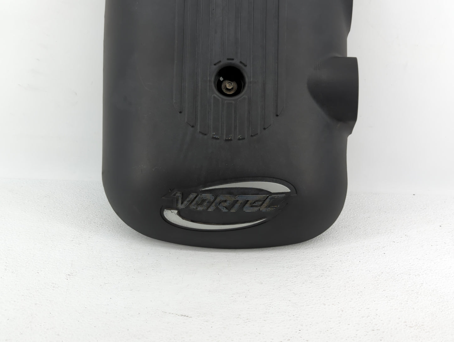 2004 Chevrolet Silverado 1500 Engine Cover - Oemusedautoparts1.com