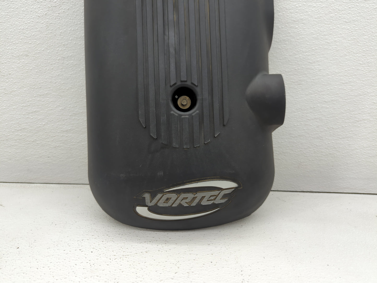 2004 Chevrolet Silverado 1500 Engine Cover - Oemusedautoparts1.com