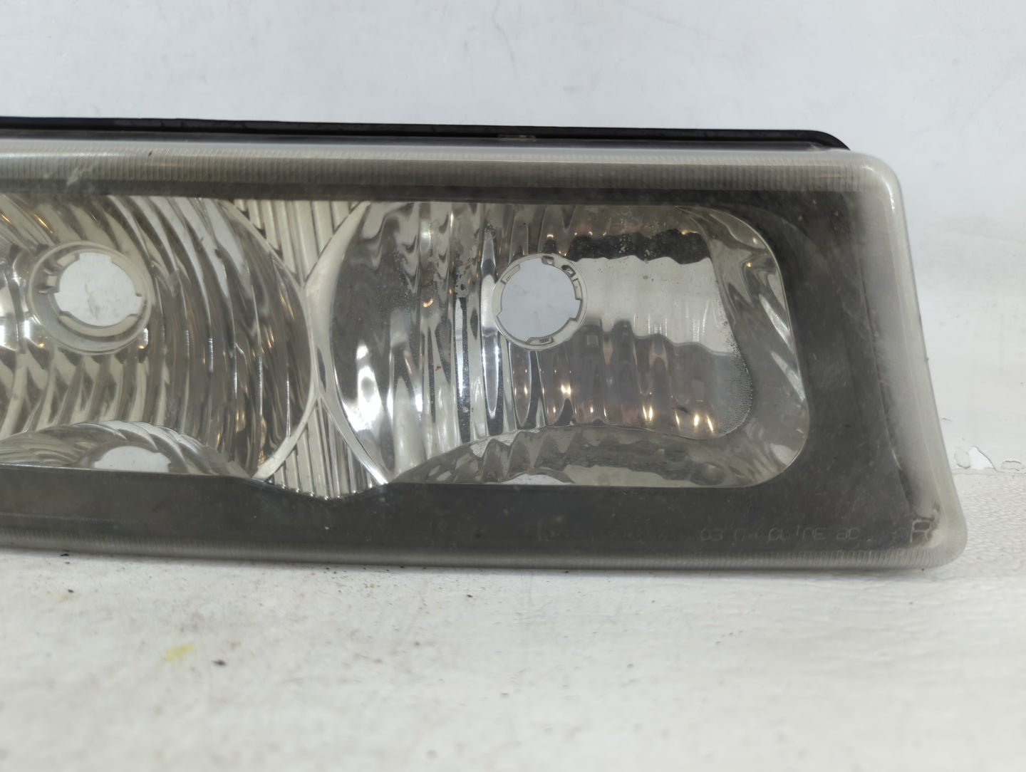 2004 Chevrolet Silverado 1500 Right Turn Signal - Oemusedautoparts1.com