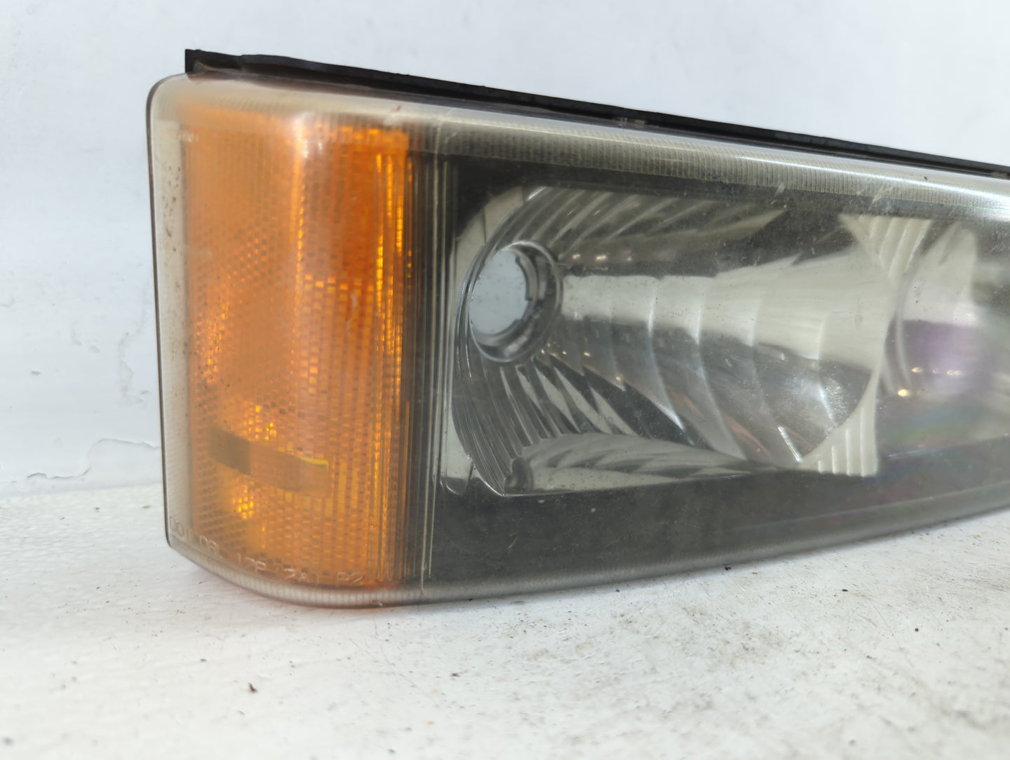 2004 Chevrolet Silverado 1500 Right Turn Signal - Oemusedautoparts1.com