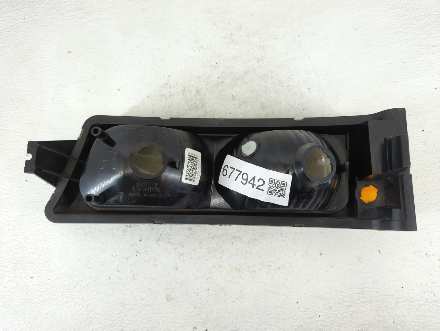 2004 Chevrolet Silverado 1500 Right Turn Signal - Oemusedautoparts1.com