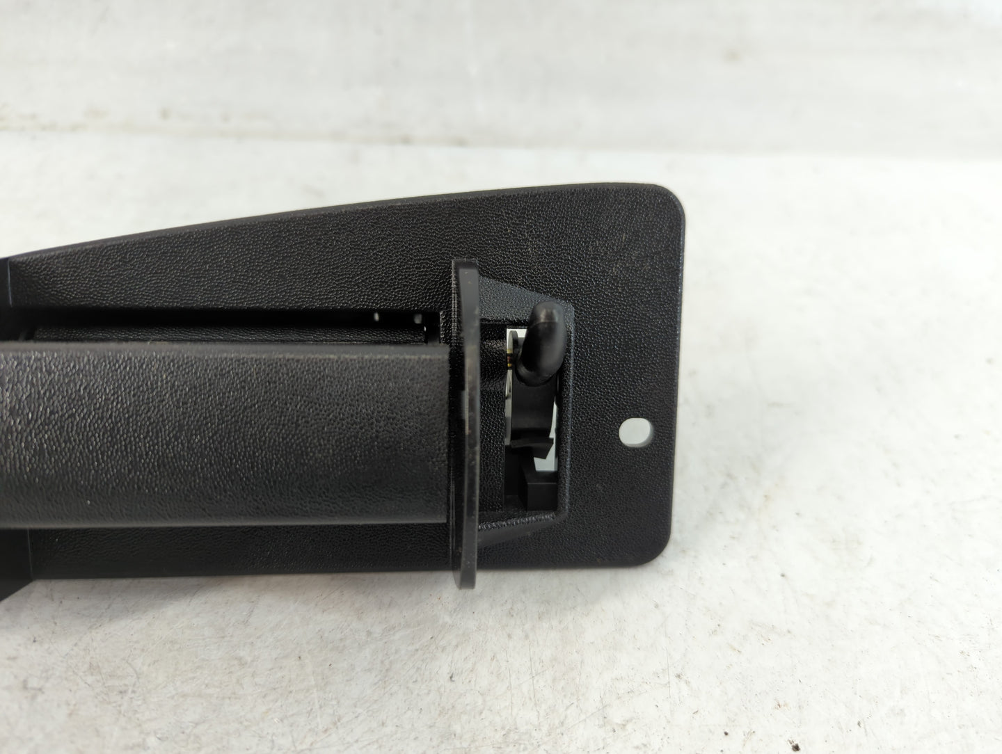 2004 Chevrolet Silverado 1500 Exterior Door Handle Black - Oemusedautoparts1.com