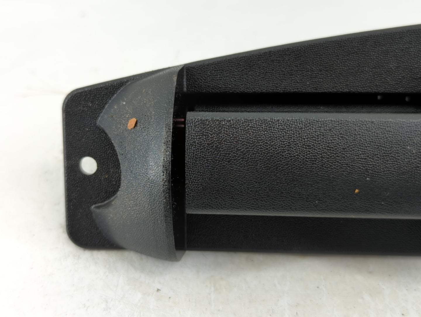 2004 Chevrolet Silverado 1500 Drivers Side Inside Front Door Handle Oem - Oemusedautoparts1.com