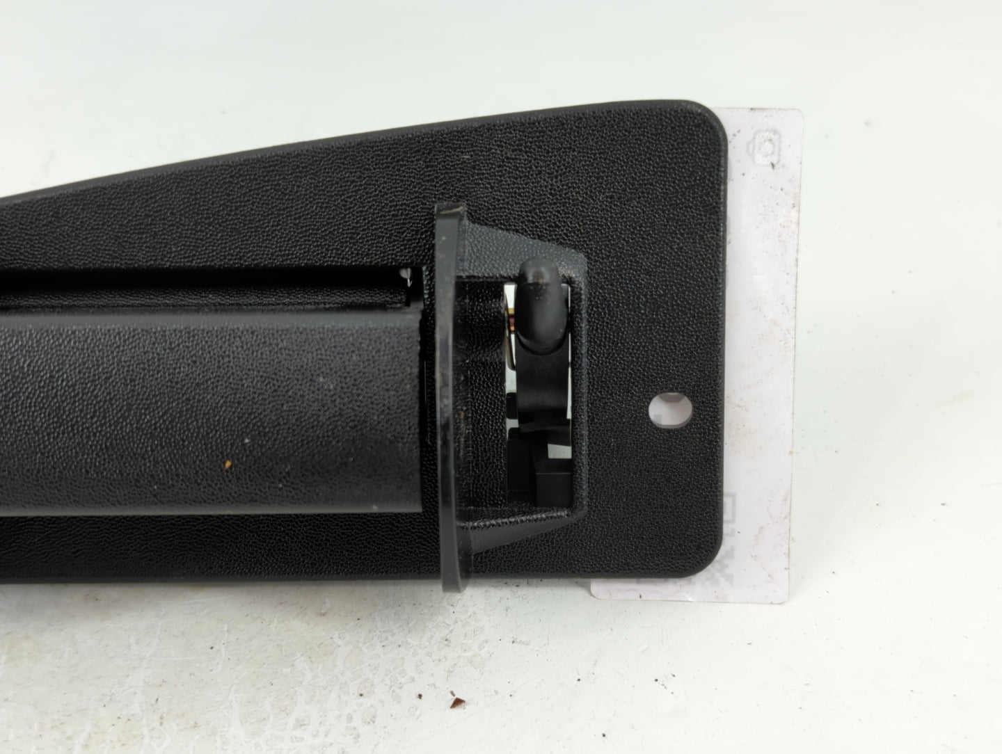 2004 Chevrolet Silverado 1500 Drivers Side Inside Front Door Handle Oem - Oemusedautoparts1.com
