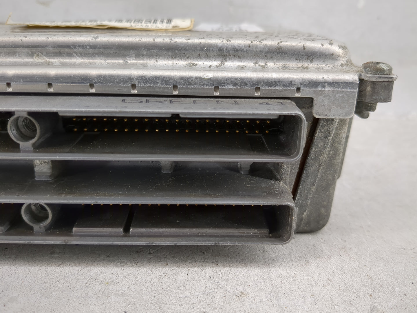 2004 Chevrolet Silverado 2500 PCM Engine Control Computer ECU ECM PCU OEM P/N:12586242 12583360, 12587672 Fits OEM Used Auto