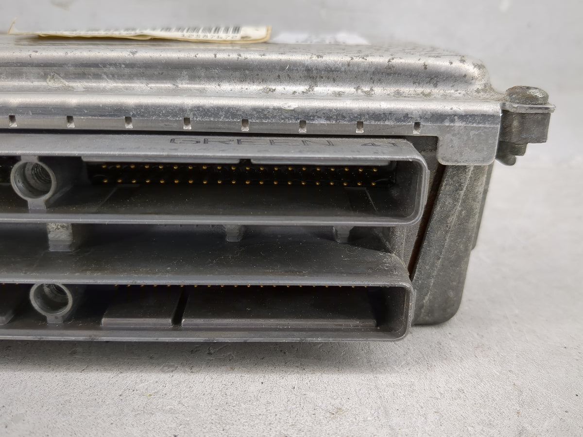 2004 Chevrolet Silverado 2500 PCM Engine Control Computer ECU ECM PCU OEM P/N:12586242 12583360, 12587672 Fits OEM Used Auto