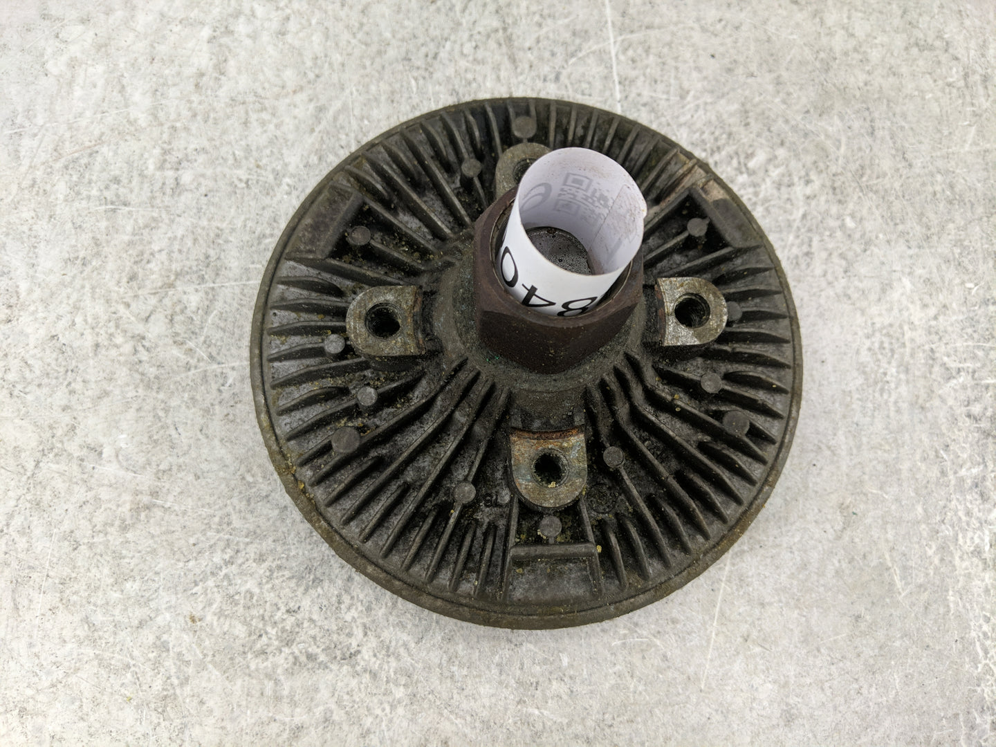2004 Chevrolet Silverado 2500 Radiator Cooling Fan Clutch - Oemusedautoparts1.com
