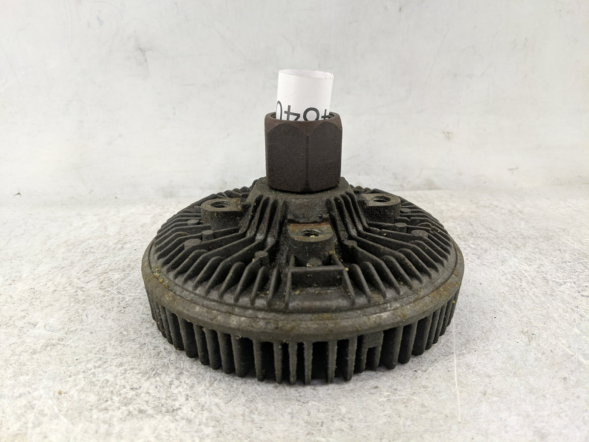 2004 Chevrolet Silverado 2500 Radiator Cooling Fan Clutch - Oemusedautoparts1.com