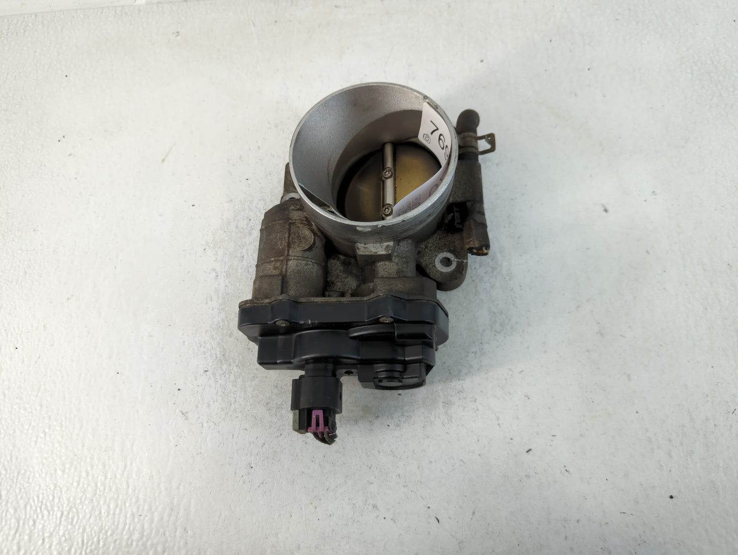 2003-2004 Chevrolet Silverado 2500 Throttle Body P/N:1257080 Fits Fits 2003 2004 2005 2006 2007 OEM Used Auto Parts - Oemuse