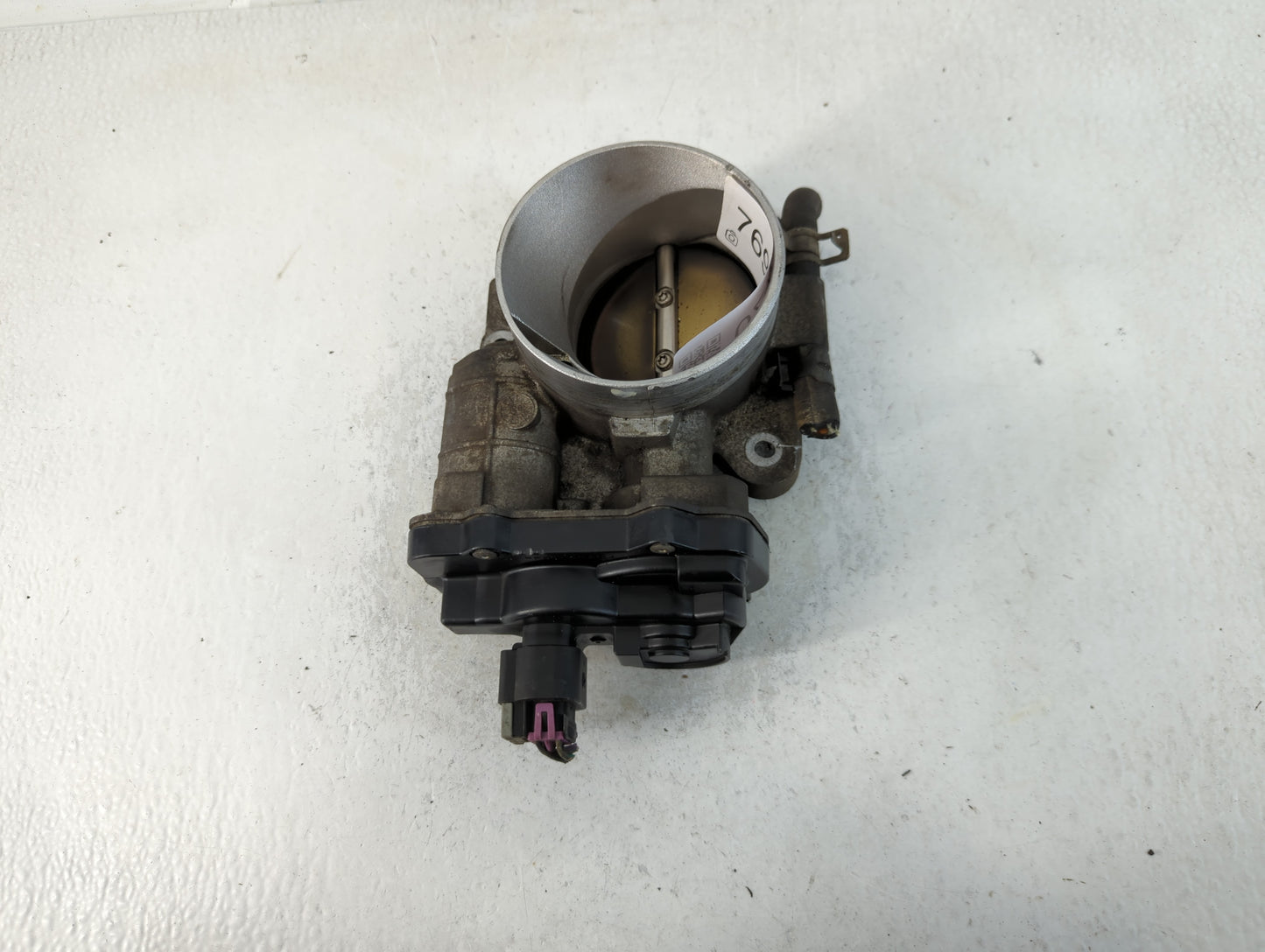 2003-2004 Chevrolet Silverado 2500 Throttle Body P/N:1257080 Fits Fits 2003 2004 2005 2006 2007 OEM Used Auto Parts - Oemuse