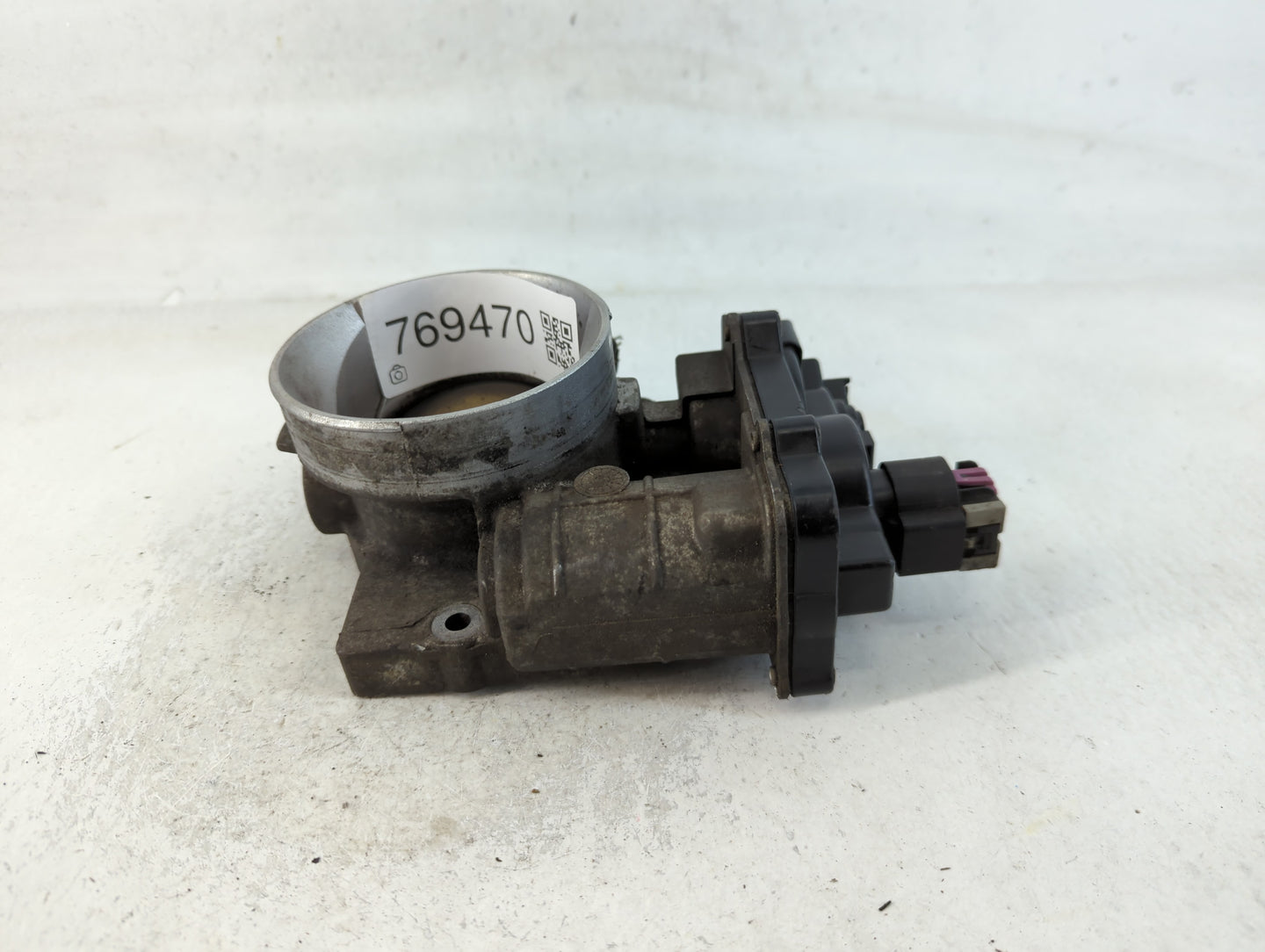 2003-2004 Chevrolet Silverado 2500 Throttle Body P/N:1257080 Fits Fits 2003 2004 2005 2006 2007 OEM Used Auto Parts - Oemuse