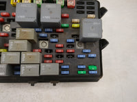 2004 Chevrolet Sub150 Fusebox Fuse Box Panel Relay Module P/N:15201930-02 15328864, 15328864, 12088567 Fits Fits 2003 2005 2