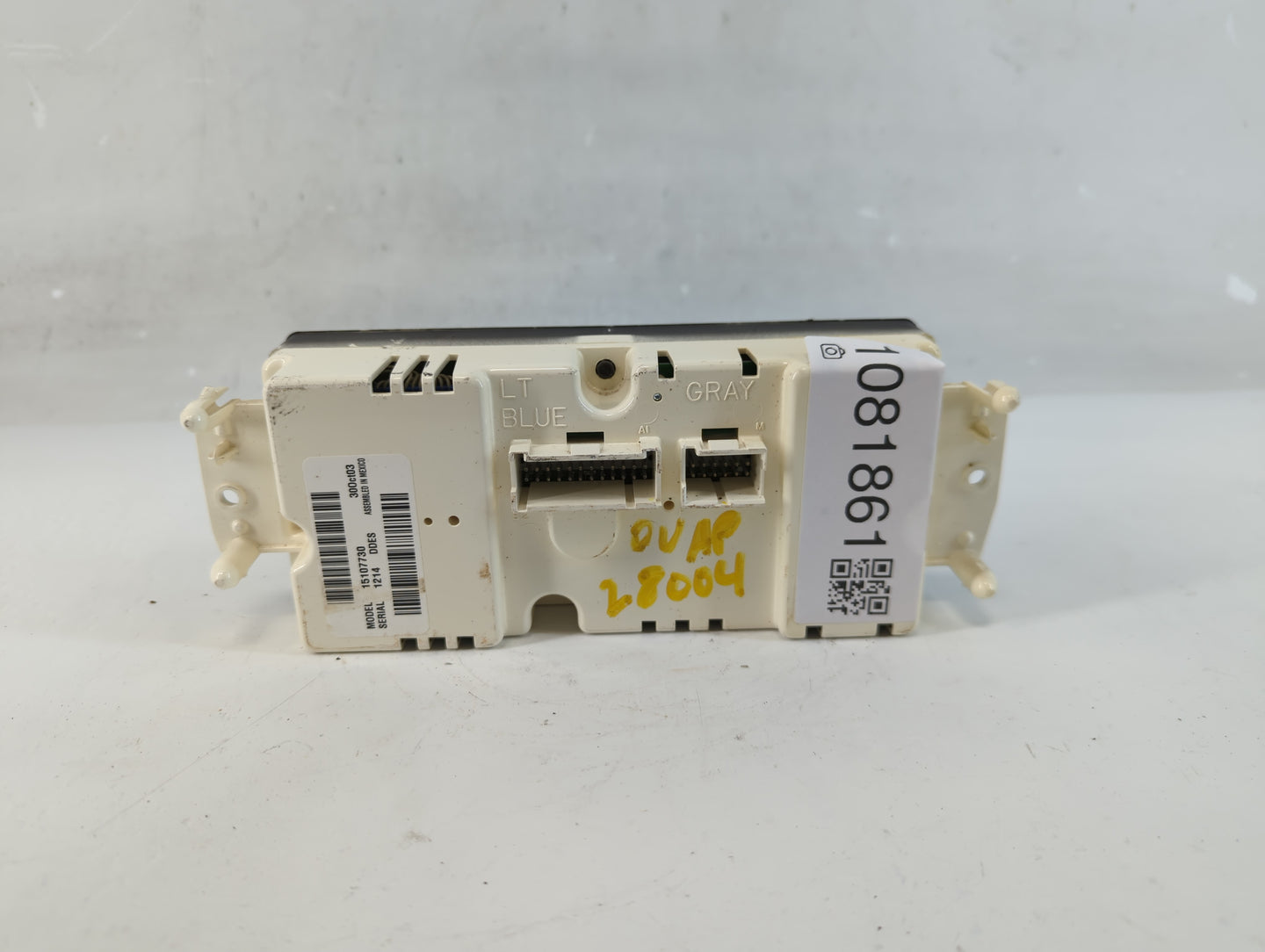 2004-2005 Chevrolet Suburban 1500 Radio AM FM Cd Player Receiver Replacement P/N:15107730 Fits Fits 2003 2004 2005 2006 2007