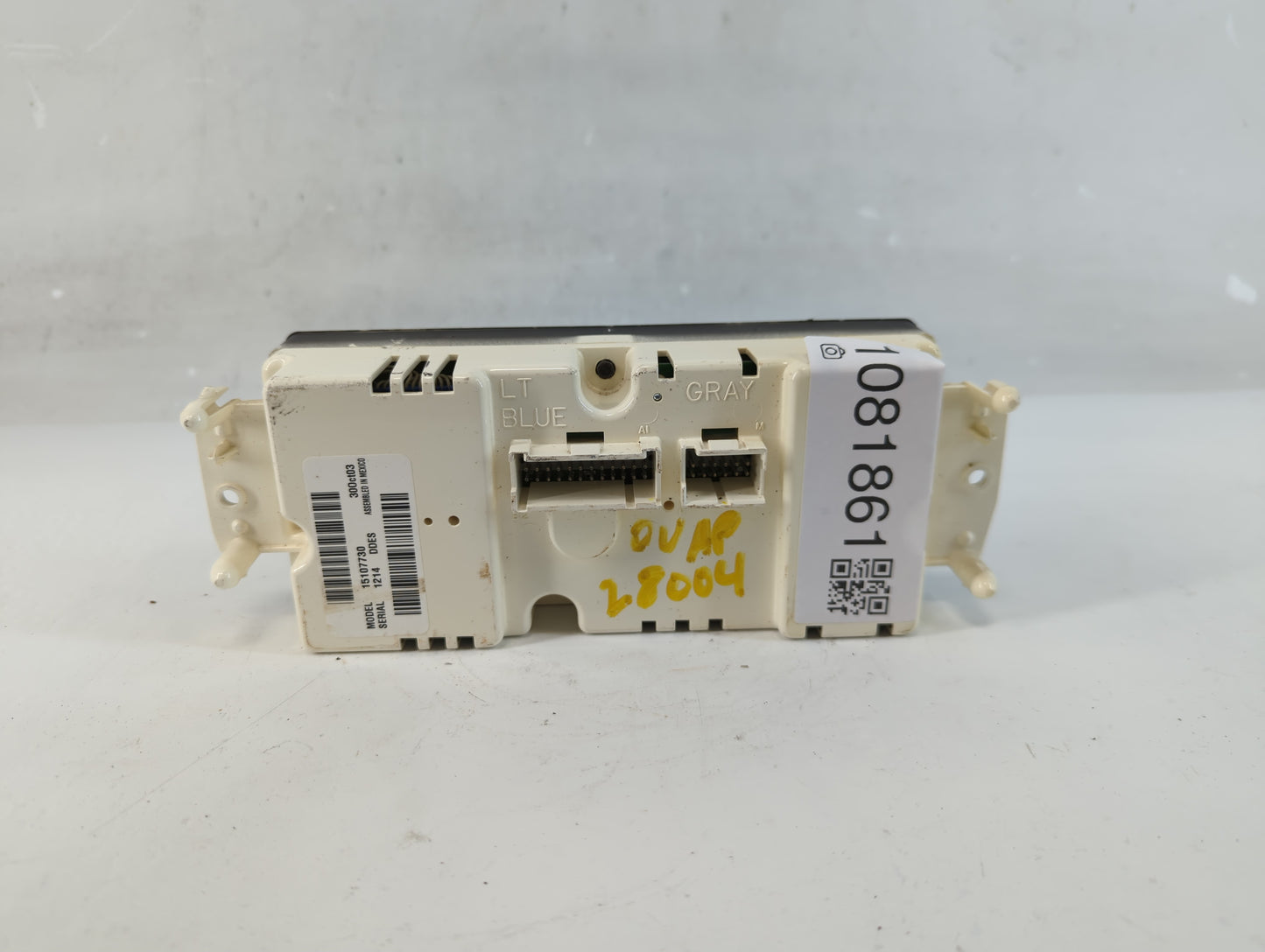 2004-2005 Chevrolet Suburban 1500 Radio AM FM Cd Player Receiver Replacement P/N:15107730 Fits Fits 2003 2004 2005 2006 2007