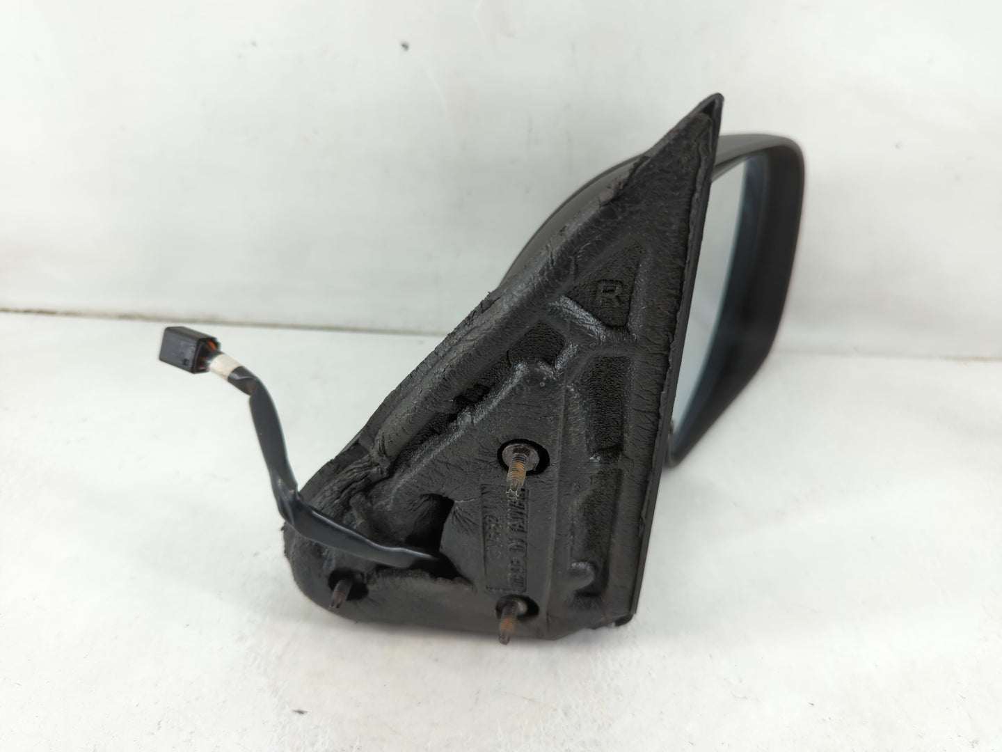 2003-2006 Chevrolet Suburban 1500 Passenger Side View Mirror - Right Door Mirror OEM Used - Oemusedautoparts1.com