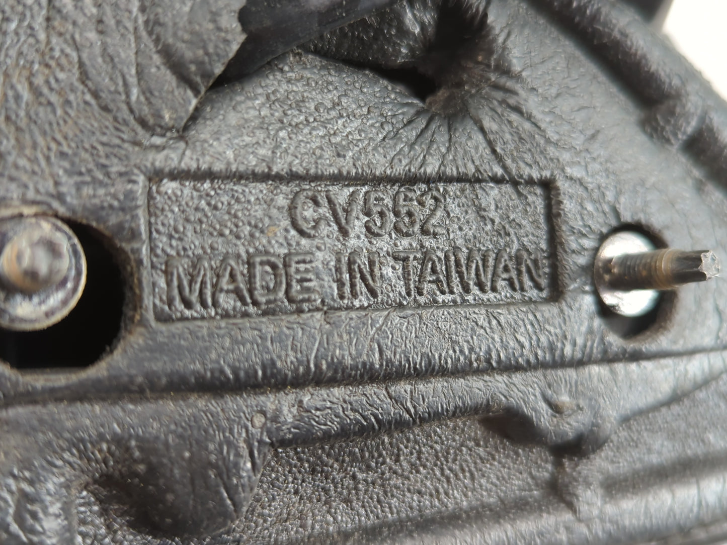 2003-2006 Chevrolet Suburban 1500 Passenger Side View Mirror - Right Door Mirror OEM Used - Oemusedautoparts1.com