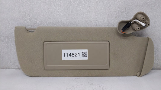 2004-2005 Chevrolet Suburban 1500 Sun Visor Shade Replacement Passenger Right Mirror Fits Fits 2004 2005 OEM Used Auto Parts