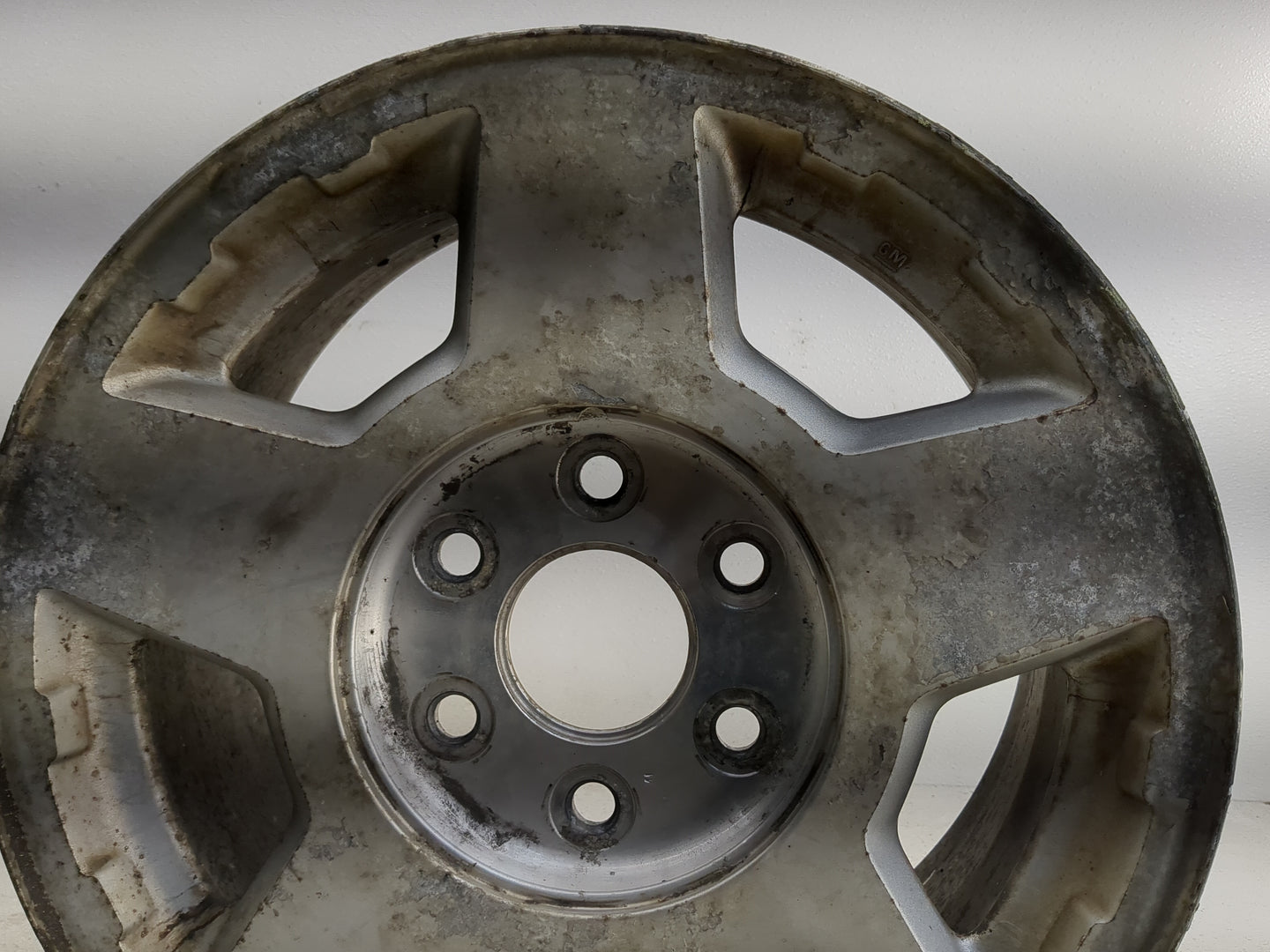 2004-2006 Chevrolet Suburban 1500 Oem Wheel Rim - Oemusedautoparts1.com