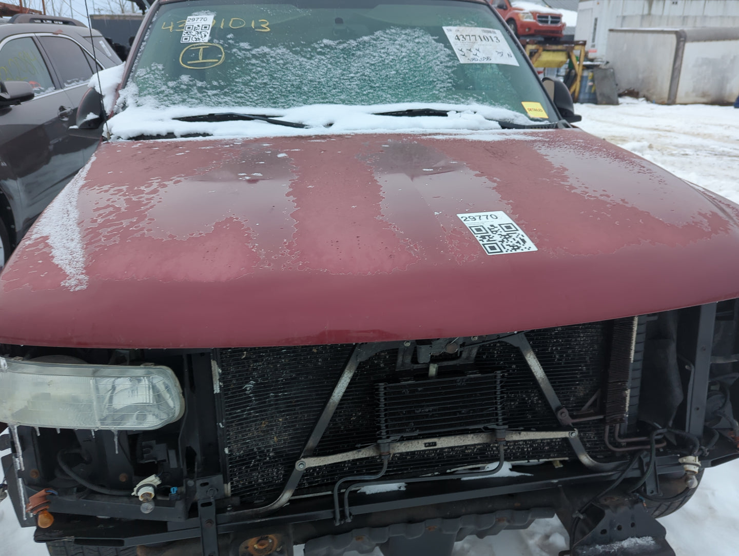 2000-2006 Chevrolet Suburban 1500 Hood Oem - Oemusedautoparts1.com