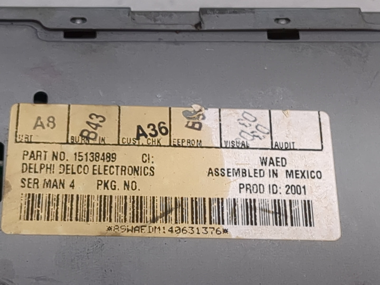 2003-2005 Chevrolet Suburban 1500 Radio AM FM Cd Player Receiver Replacement P/N:15138489 Fits Fits 2003 2004 2005 OEM Used 