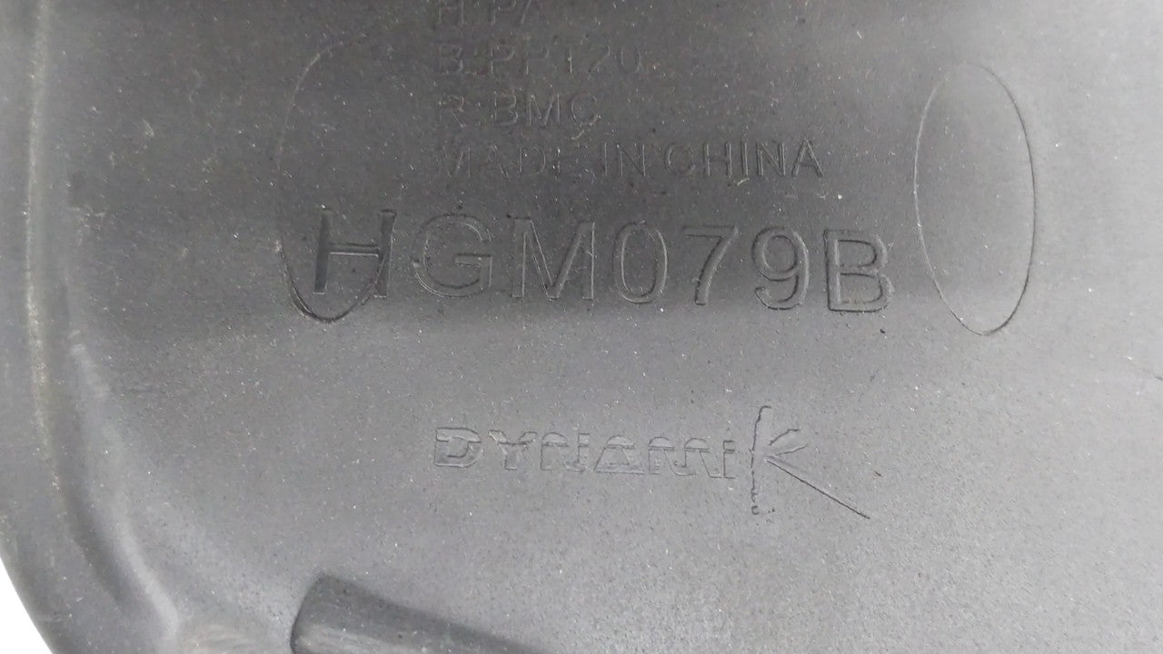 2000 Chevrolet Suburban 1500 Driver Left Oem Head Light Headlight Lamp - Oemusedautoparts1.com