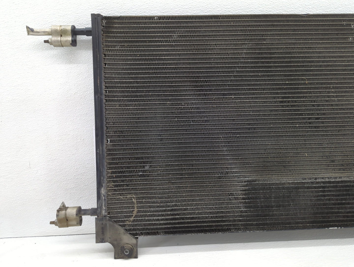 Chevrolet Suburban 1500 Left Radiator Fan Motor Assembly - Oemusedautoparts1.com