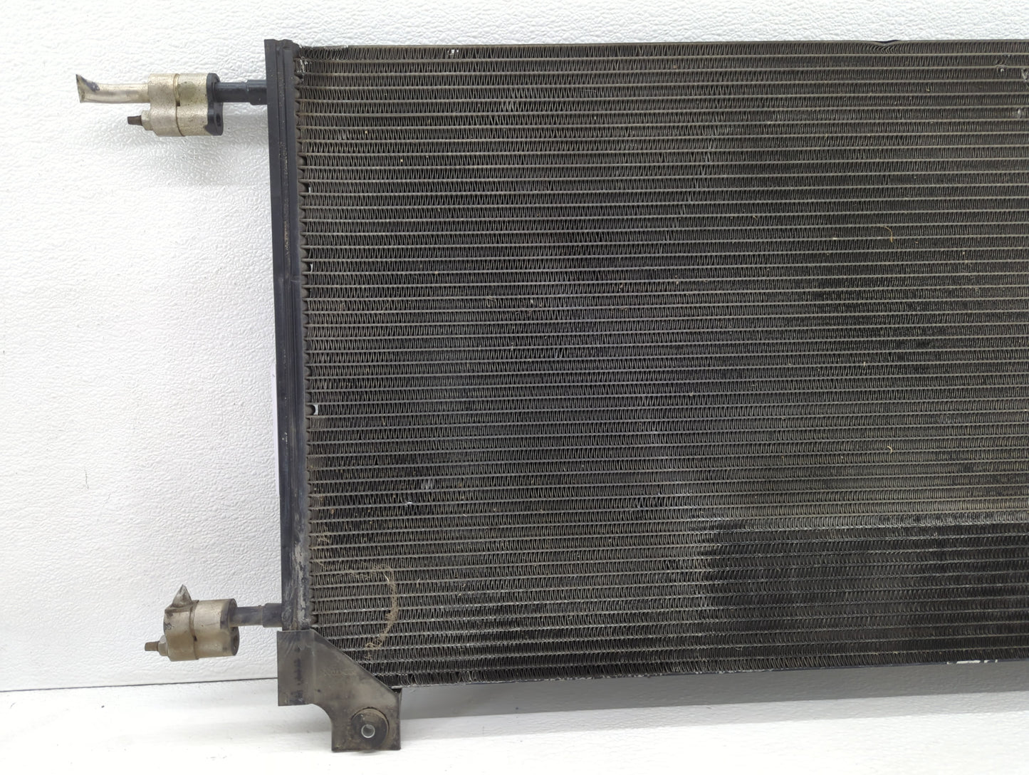 Chevrolet Suburban 1500 Left Radiator Fan Motor Assembly - Oemusedautoparts1.com