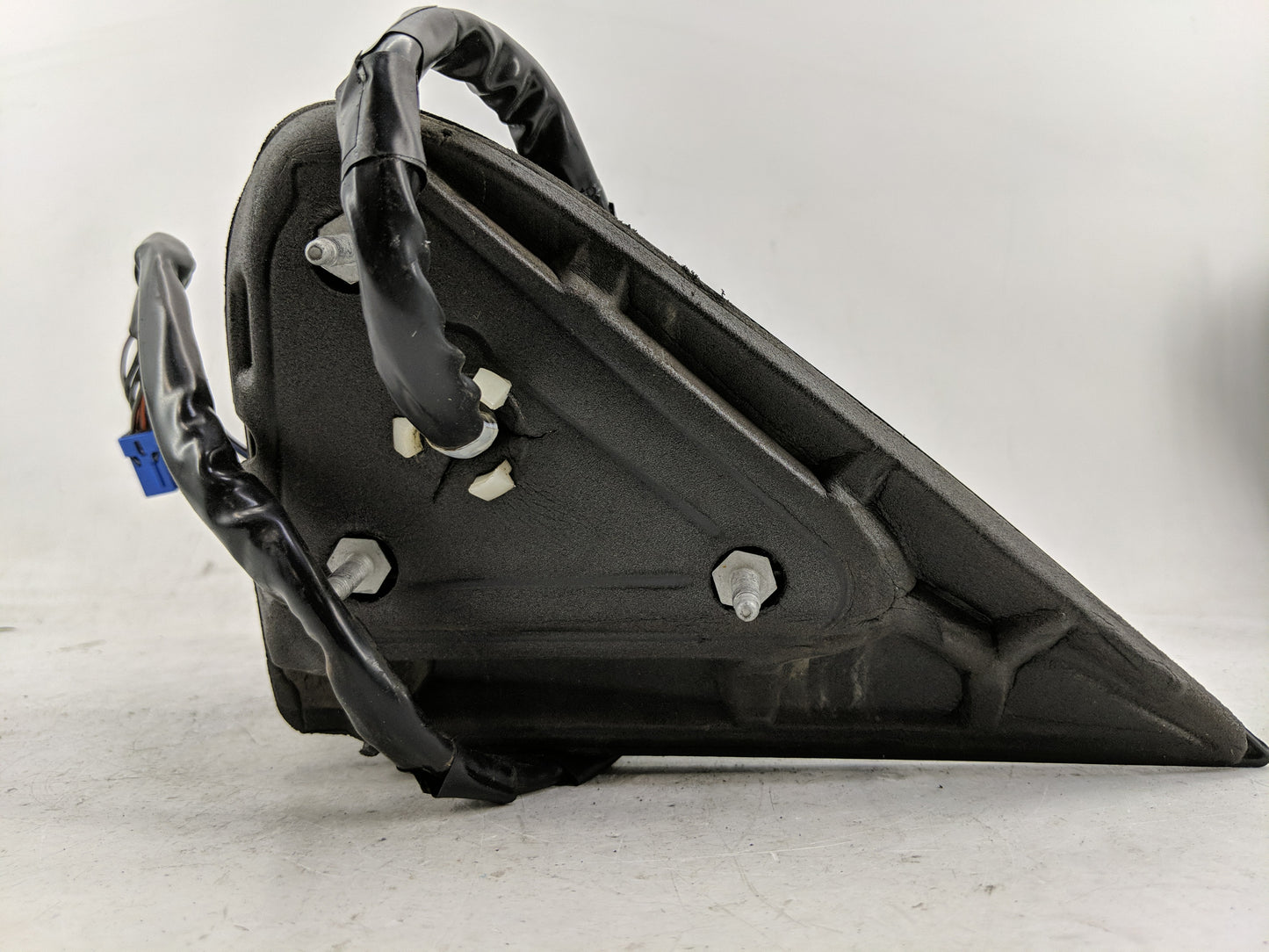 2003-2006 Chevrolet Suburban 2500 Side Mirror Replacement Passenger Right View Door Mirror Fits Fits 2003 2004 2005 2006 OEM