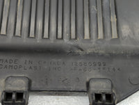 2004 Chevrolet Suburban 2500 Engine Cover - Oemusedautoparts1.com