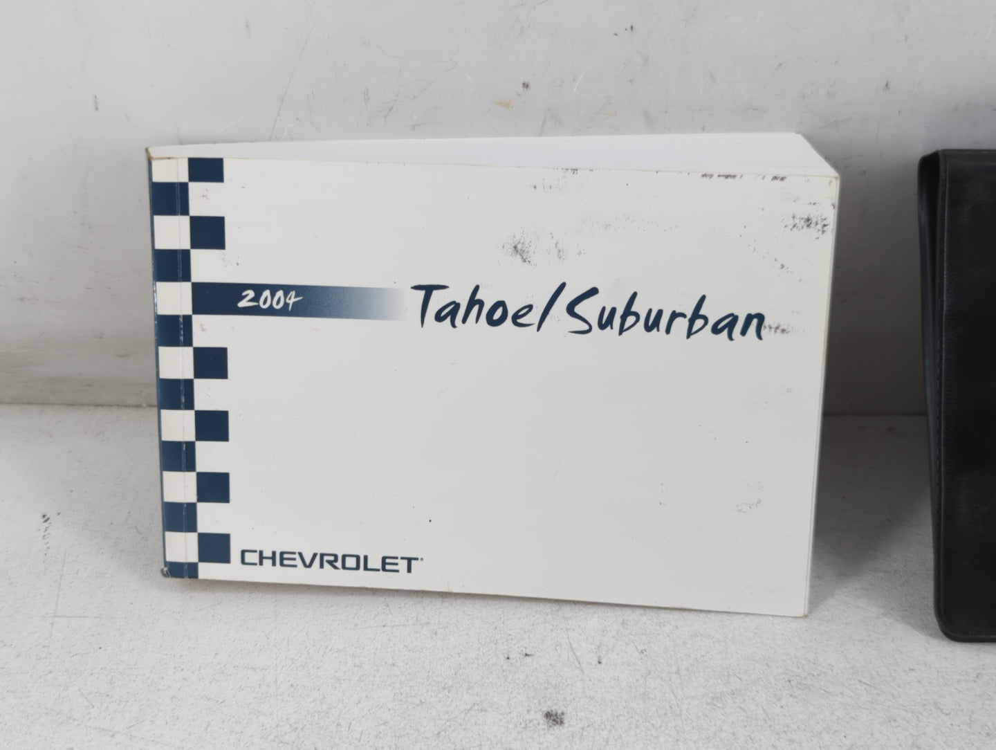 2004 Chevrolet Tahoe Owners Manual Book Guide P/N:C2416 B OEM Used Auto Parts - Oemusedautoparts1.com
