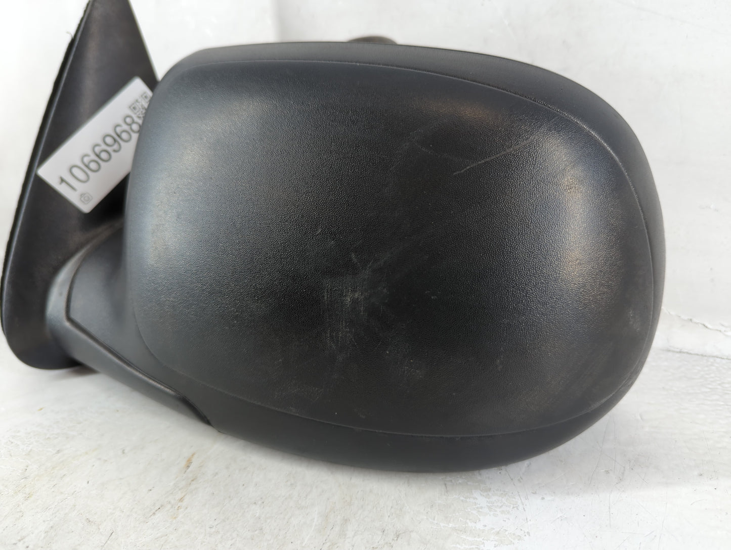 2003-2006 Chevrolet Tahoe Driver Side View Mirror - Left Door Mirror OEM Used - Oemusedautoparts1.com