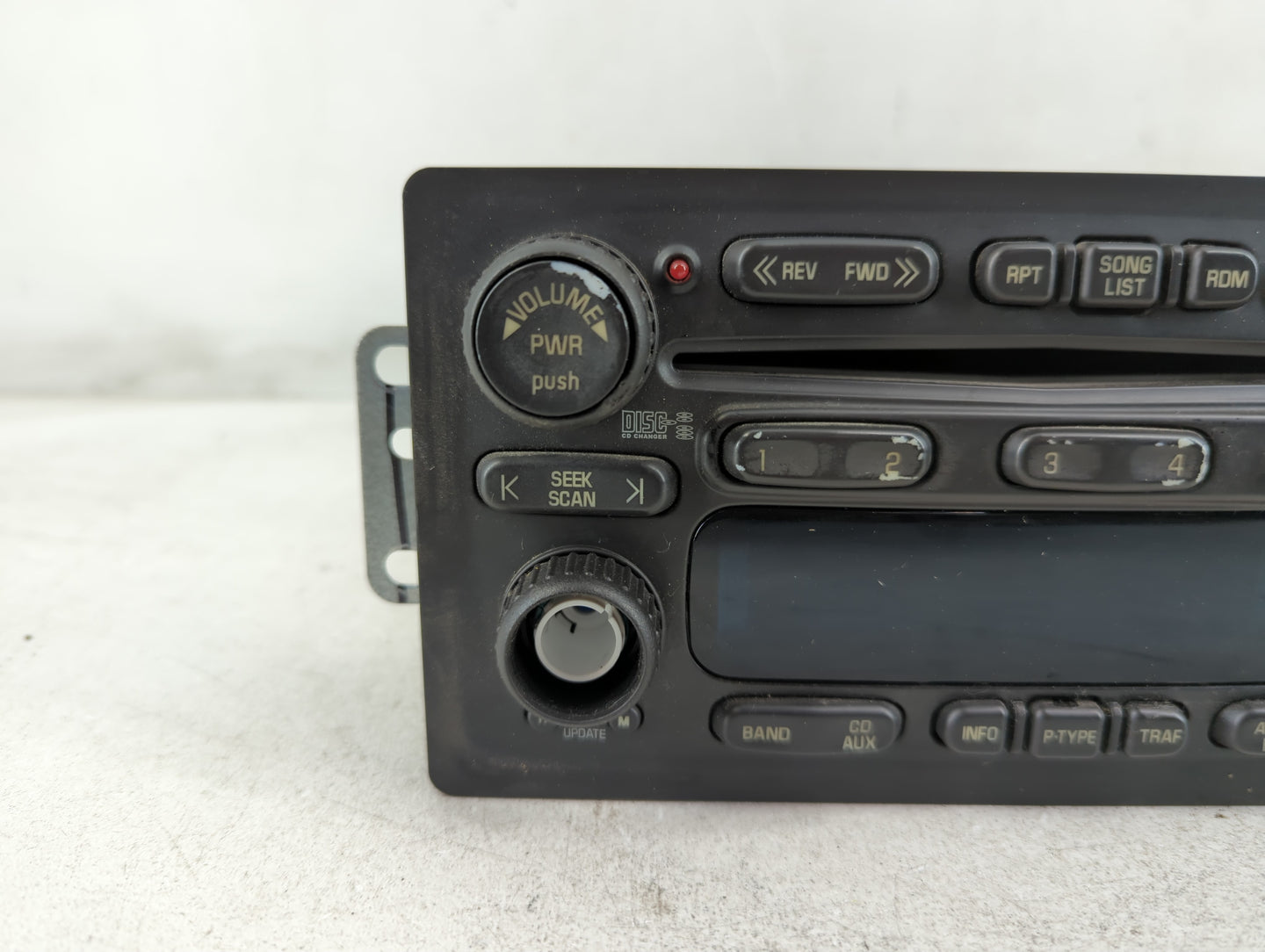 2003-2005 Chevrolet Tahoe Radio AM FM Cd Player Receiver Replacement P/N:1596055 Fits Fits 2003 2004 2005 2006 OEM Used Auto