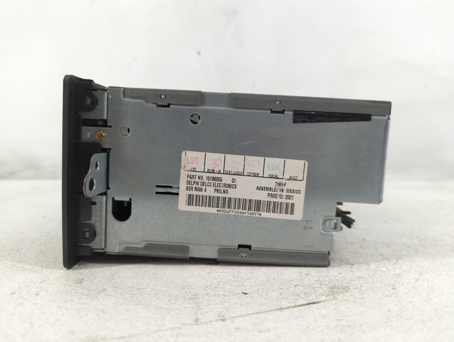 2003-2005 Chevrolet Tahoe Radio AM FM Cd Player Receiver Replacement P/N:1596055 Fits Fits 2003 2004 2005 2006 OEM Used Auto
