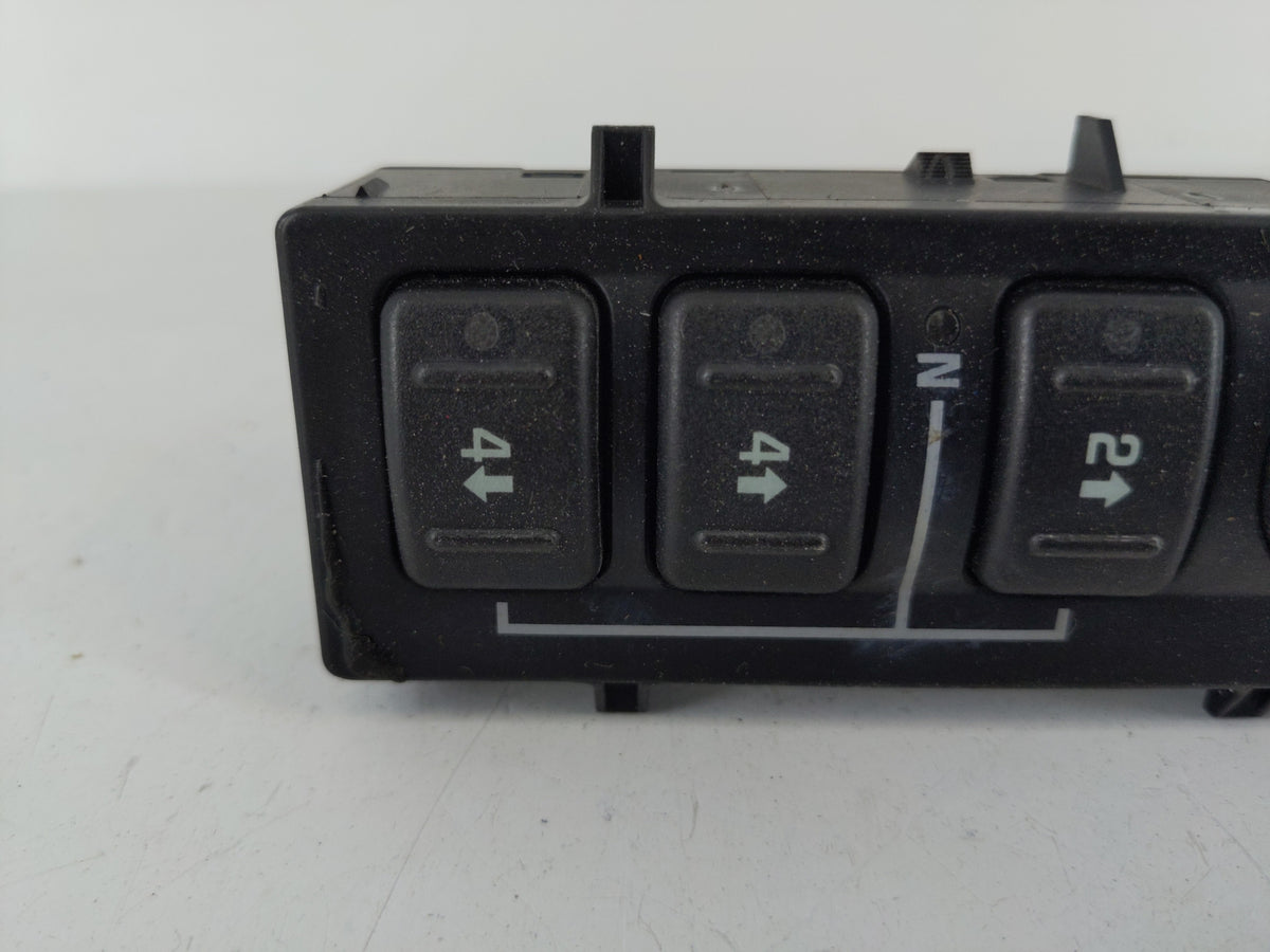 2003-2007 Chevrolet Tahoe 4.8L Transfer Case Switch Oem - Oemusedautoparts1.com