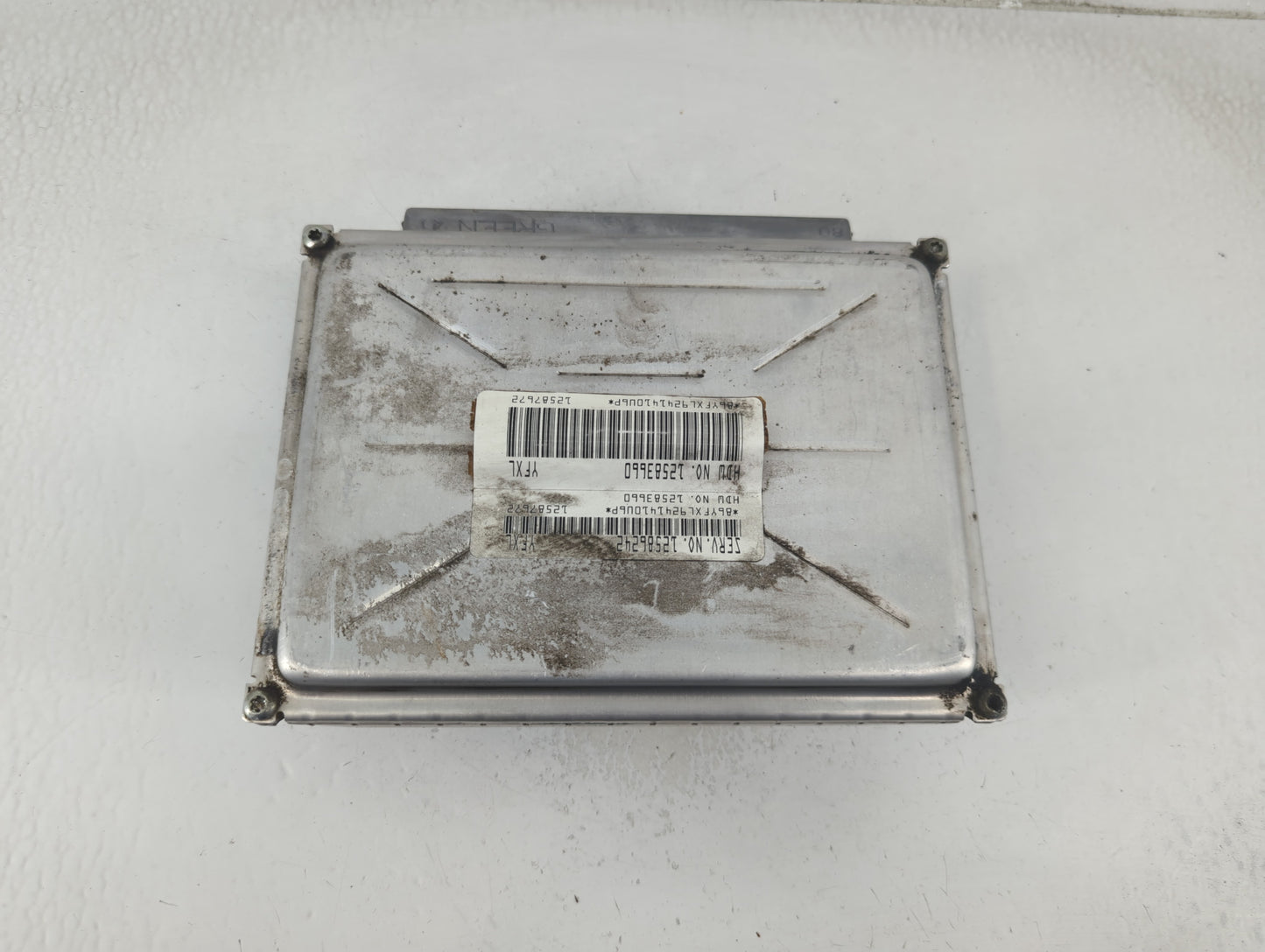2004 Chevrolet Tahoe PCM Engine Control Computer ECU ECM PCU OEM P/N:12583660 12586242 Fits OEM Used Auto Parts - Oemusedaut