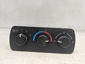 2003-2006 Chevrolet Tahoe Climate Control Module Temperature AC/Heater Replacement P/N:15112018 Fits Fits 2003 2004 2005 200