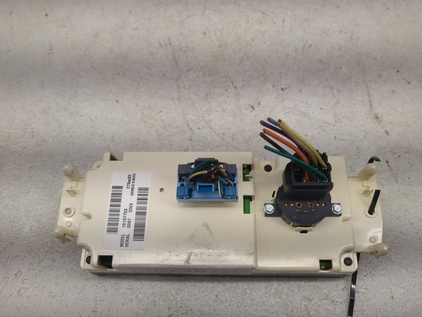 2003-2004 Chevrolet Tahoe Climate Control Module Temperature AC/Heater Replacement P/N:15107753 Fits Fits 2003 2004 OEM Used