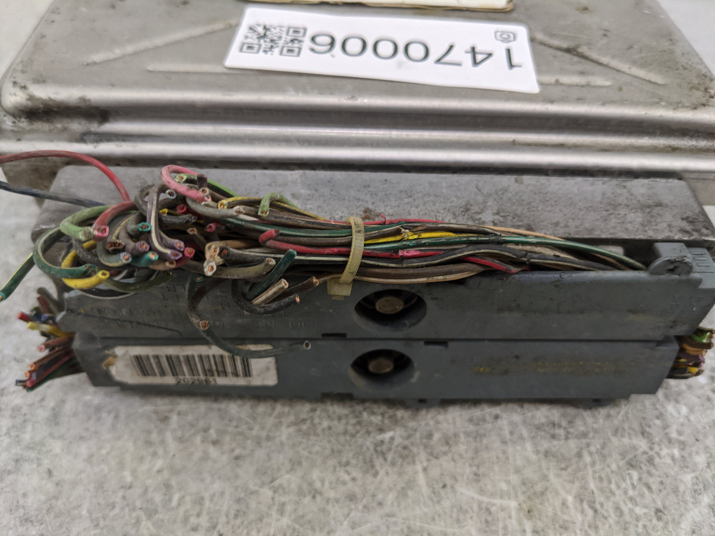 2003-2006 Chevrolet Tahoe PCM Engine Control Computer ECU ECM PCU OEM P/N:12586242 12583660 Fits Fits 2003 2004 2005 2006 20