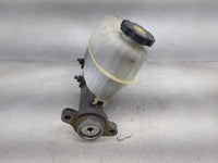 2004-2006 Chevrolet Tahoe Brake Master Cylinder 1490954 - Oemusedautoparts1.com