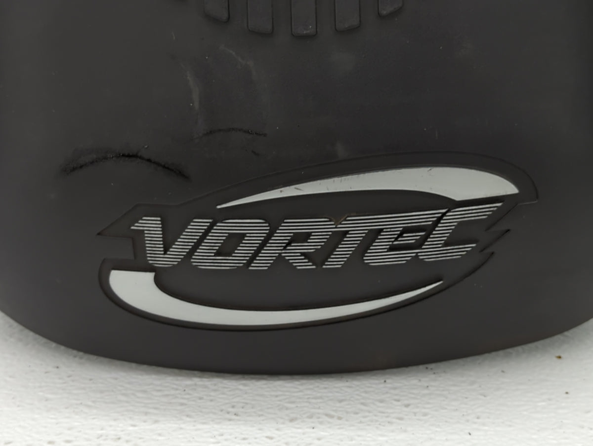 2004 Chevrolet Tahoe Engine Cover Black - Oemusedautoparts1.com