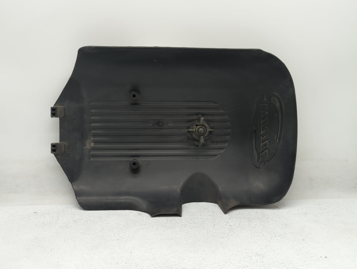 2004 Chevrolet Tahoe Engine Cover 434697 - Oemusedautoparts1.com