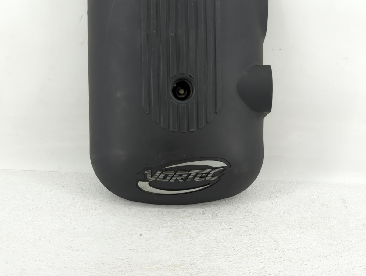 2004 Chevrolet Tahoe Engine Cover 436318 - Oemusedautoparts1.com