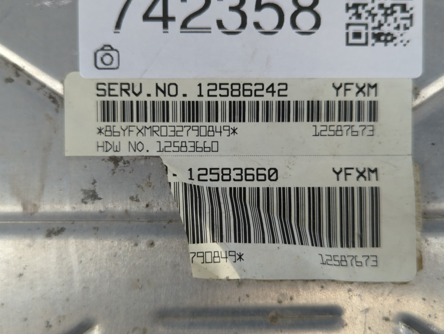 2004 Chevrolet Tahoe PCM Engine Control Computer ECU ECM PCU OEM P/N:12586242 Fits OEM Used Auto Parts - Oemusedautoparts1.c