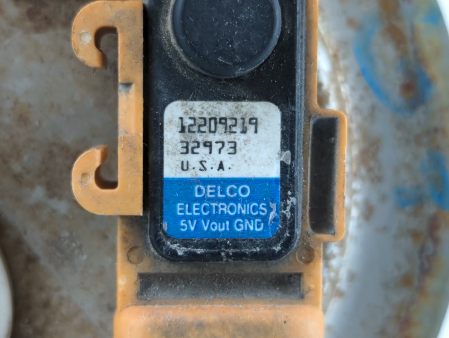 2002-2004 Chevrolet Tahoe Electrical Gas Fuel Pump Assembly - Oemusedautoparts1.com