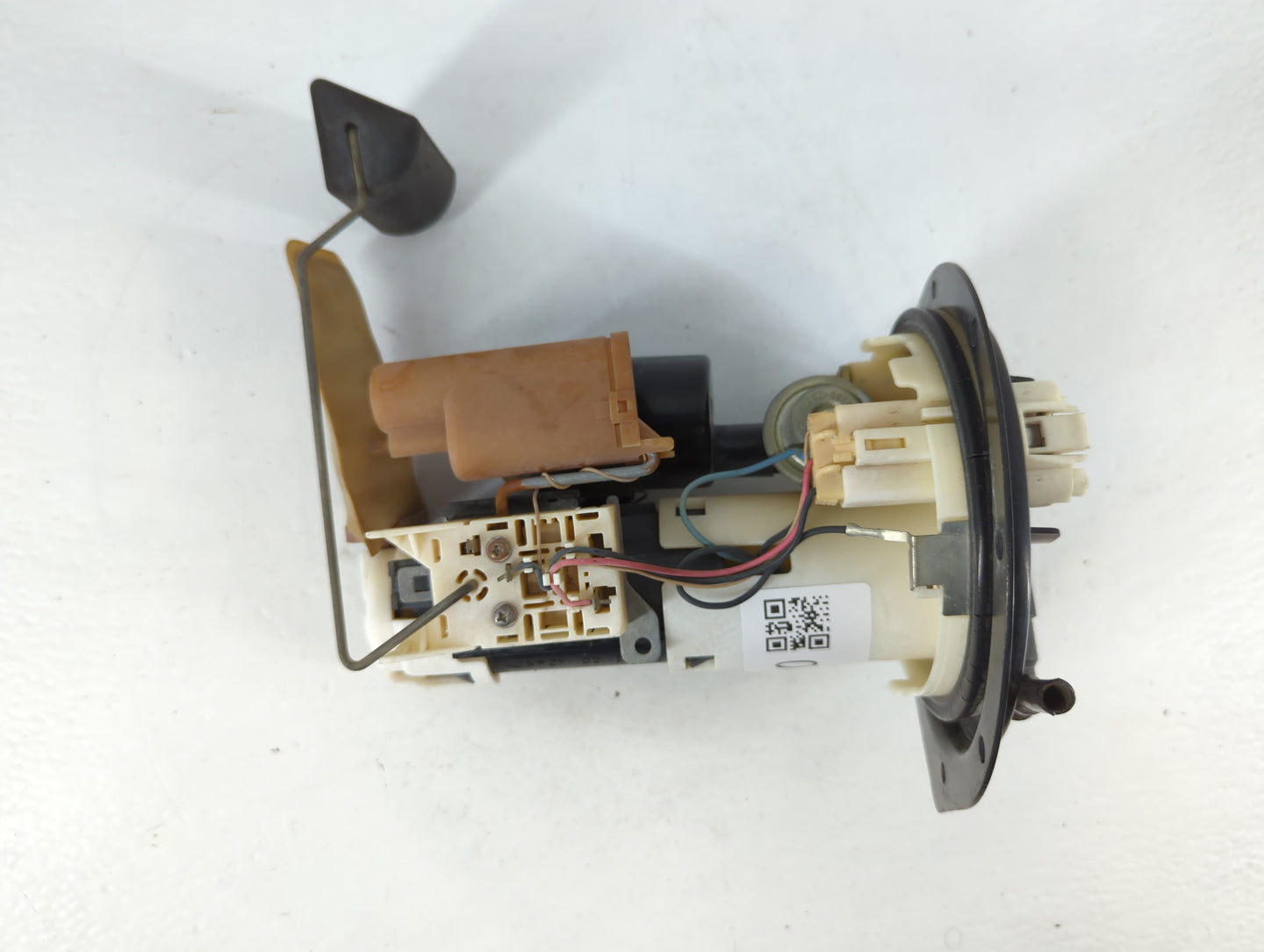 2002-2004 Chevrolet Tahoe Electrical Gas Fuel Pump Assembly - Oemusedautoparts1.com