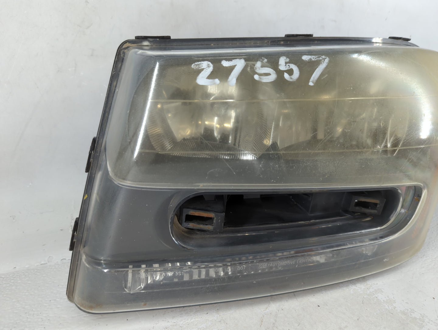 Chevrolet Trailbazer Ext Driver Left Oem Head Light Headlight Lamp - Oemusedautoparts1.com