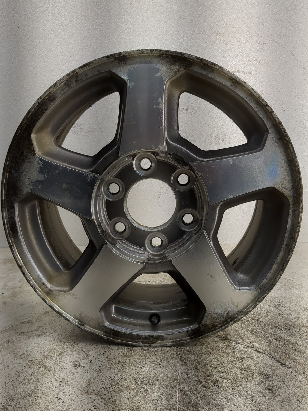 2002-2006 Chevrolet Trailblazer Oem Wheel Rim 1188778 - Oemusedautoparts1.com